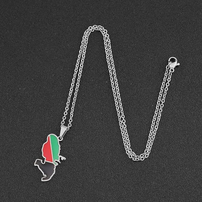 Pendentif et Chaine Doré ou Argent Carte Martinique Rouge Vert Noir