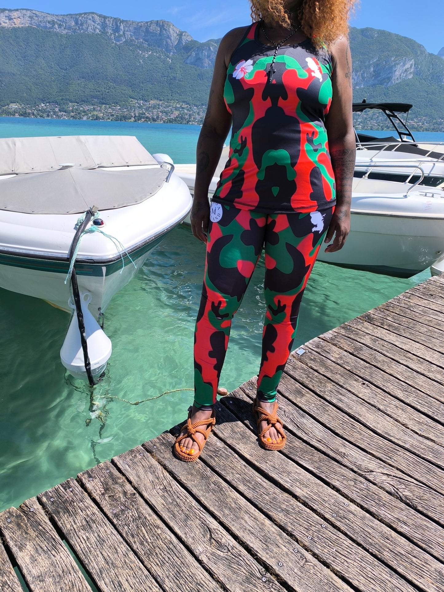 Haut à Bretelles Evasé Long Martinique Rouge Vert Noir