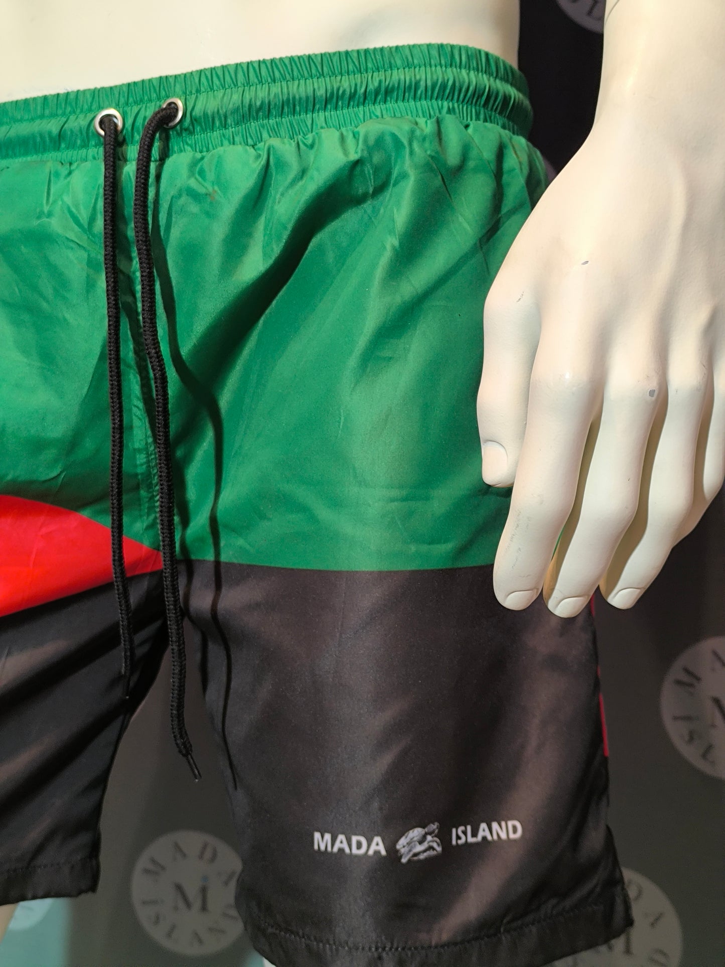 Short de Bain Drapeau Martinique Rouge Vert Noir