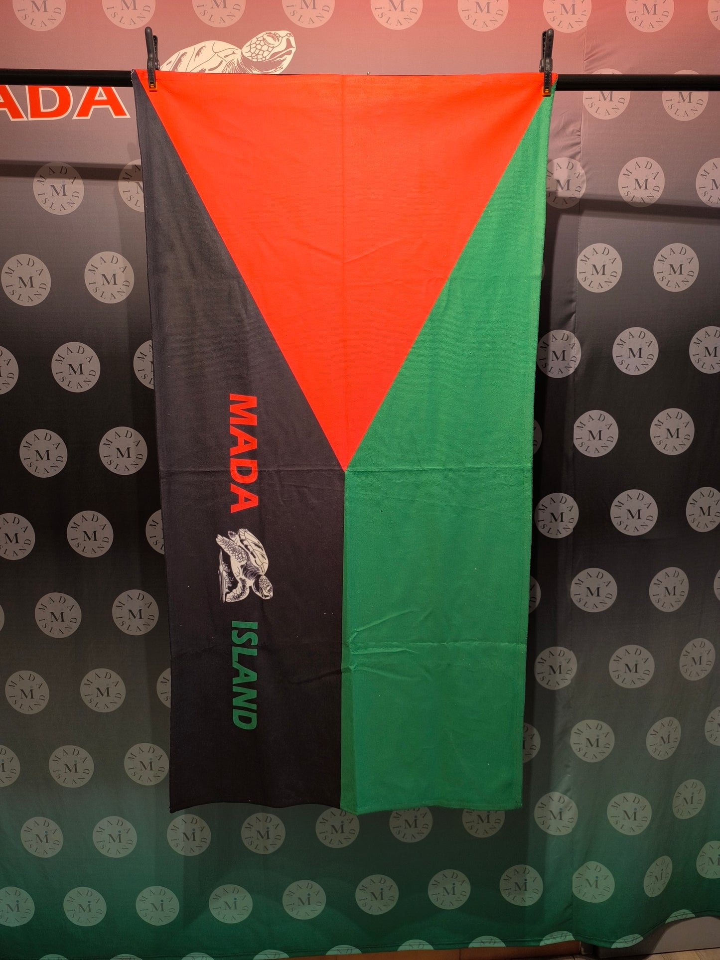 Serviette de Plage et de Bain Martinique Rouge Vert Noir
