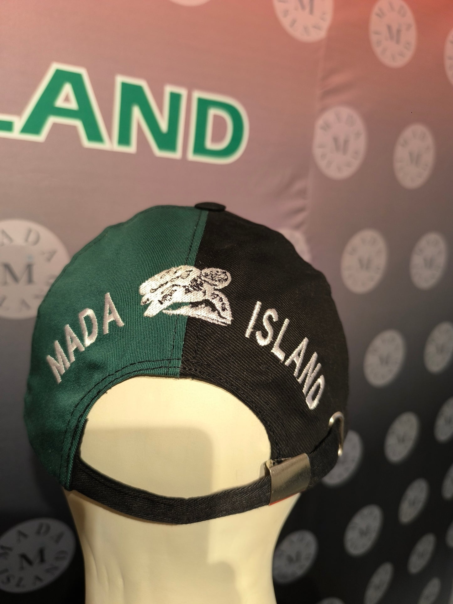 Casquette Brodé Martinique Drapeau Rouge Vert Noir