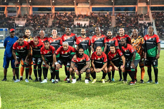 Photo officielle du match de gala avec Ronaldinho en Martinique