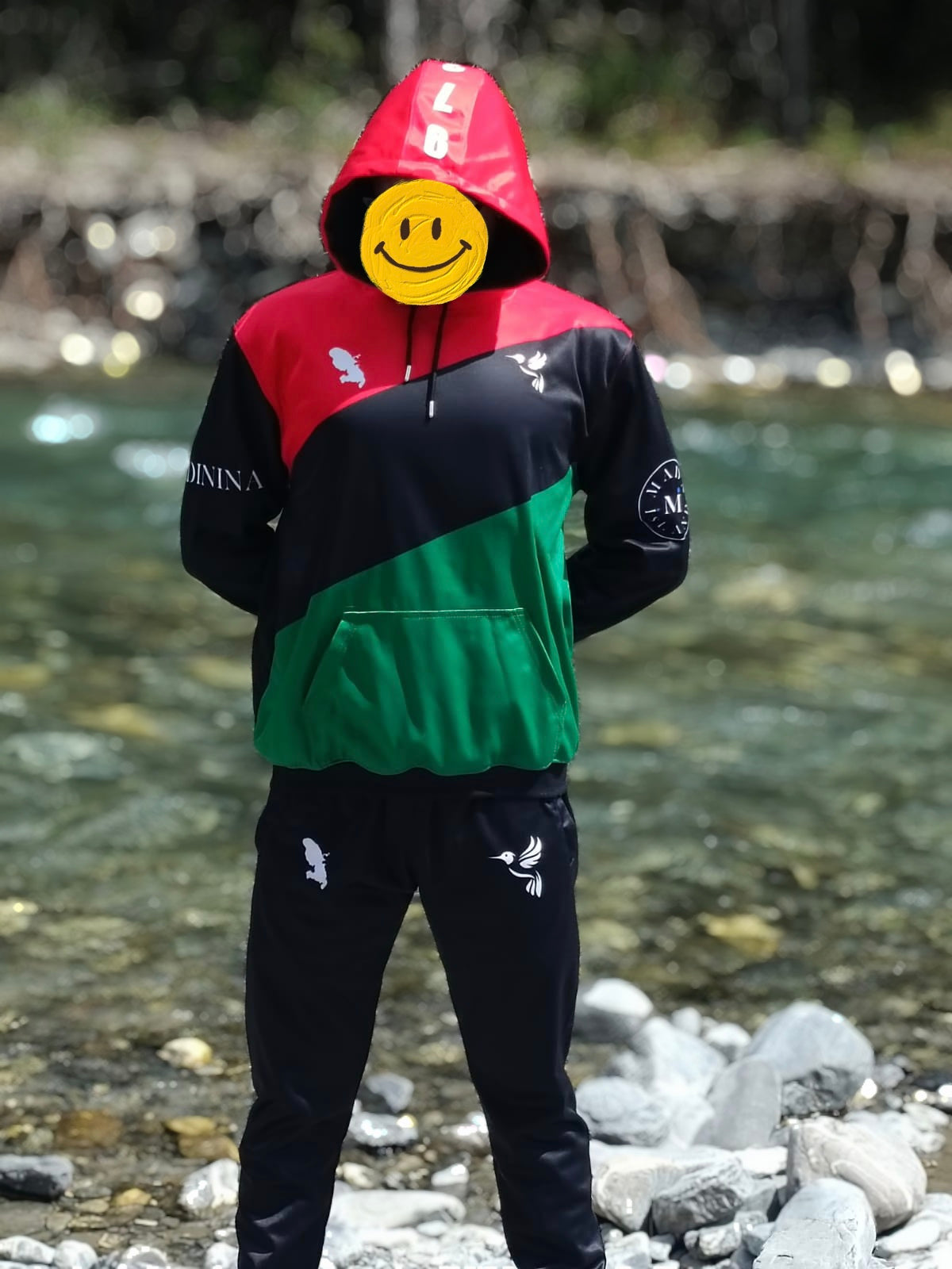 Ensemble Survêtement Martinique rouge vert noir