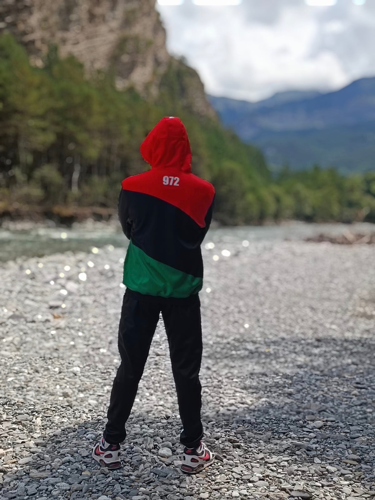 Ensemble Survêtement Martinique rouge vert noir