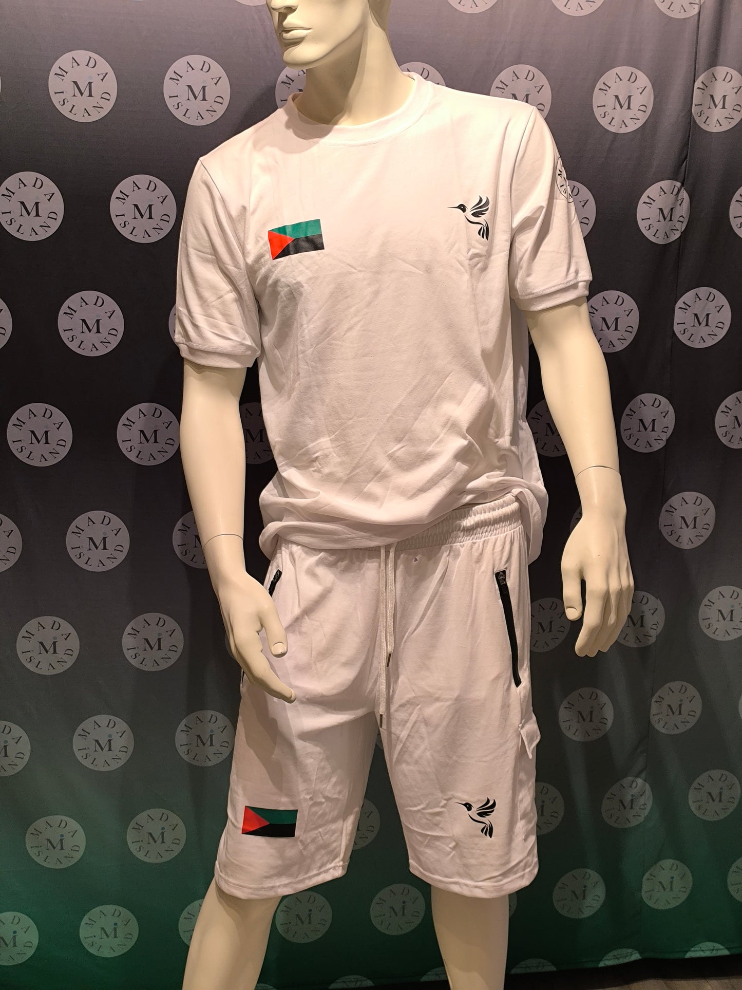 Ensemble Short et T-shirt Martinique avec Drapeau Rouge Vert Noir