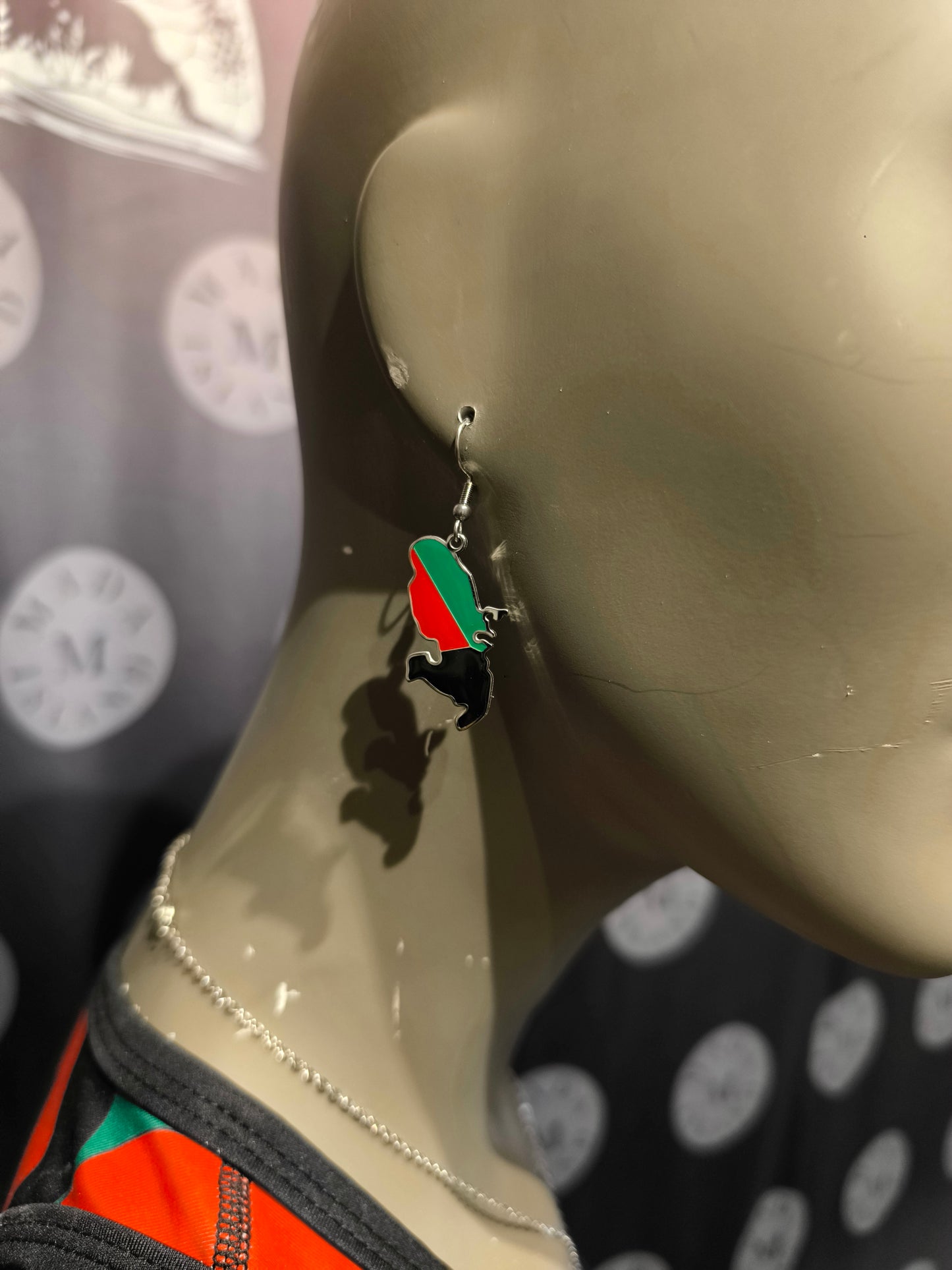 Parure Collier et Boucle d'Oreille Doré ou Argent Carte Martinique Rouge Vert Noir